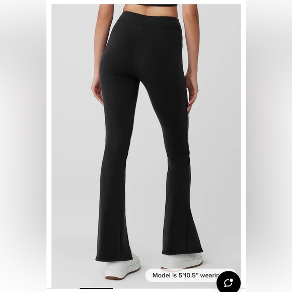 Alo flutter legging Med - Picture 2 of 10